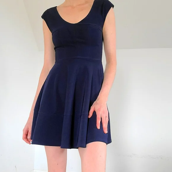 GUESS - Dress - Picture 4 of 14